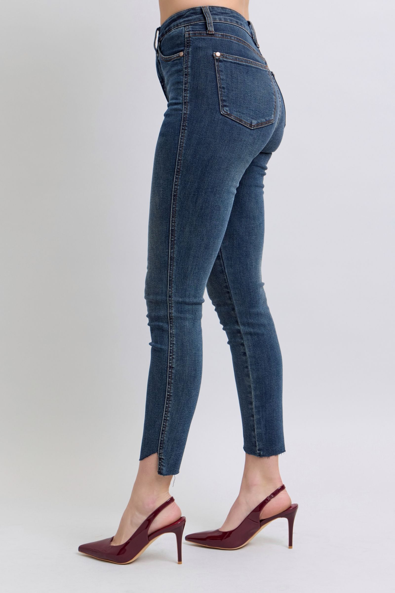 DARKWASH HIGH WAIST TUMMY CONTROL STEP HEM SKINNY JUDY BLUE DENIM-PLUS