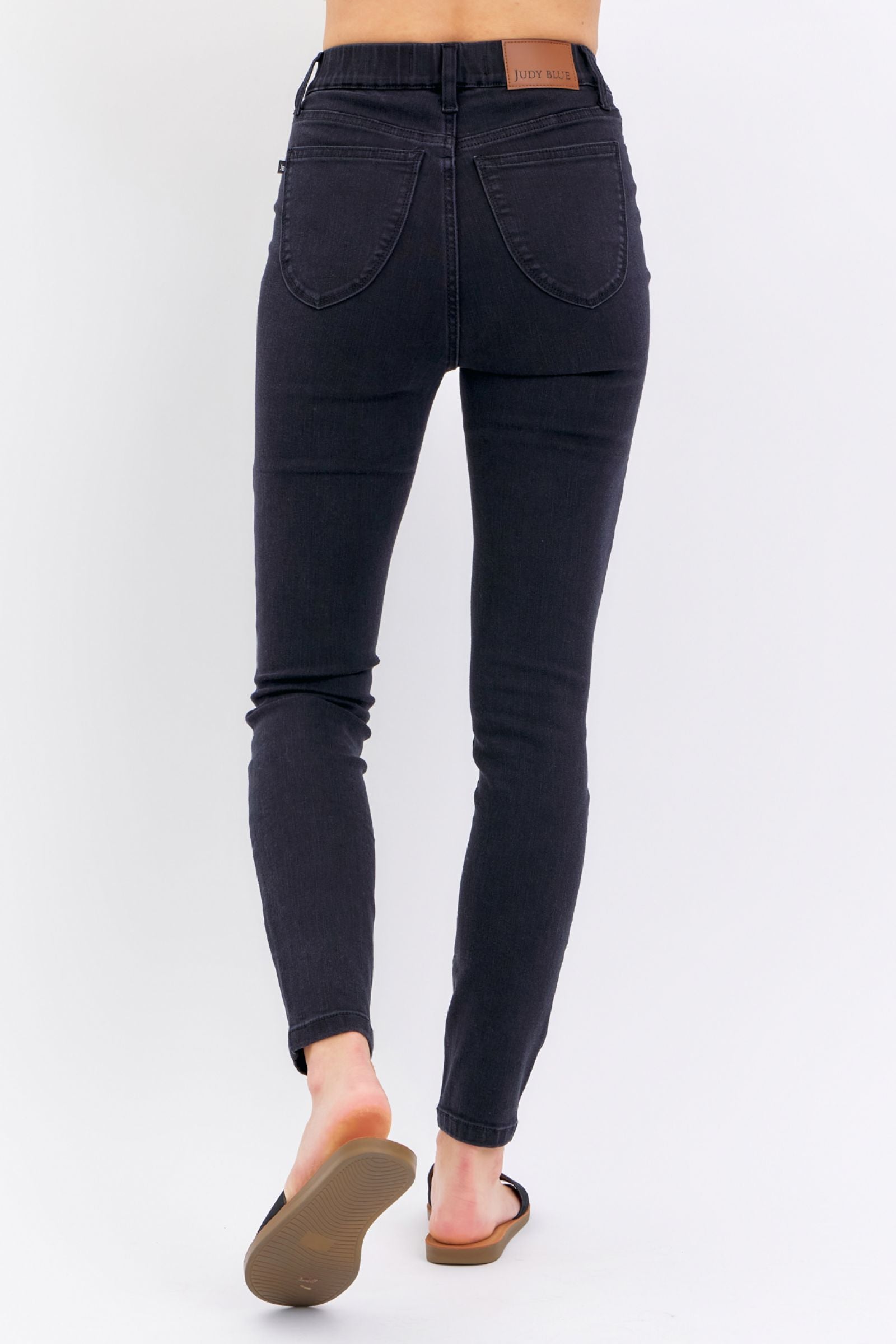 BLACK HIGH WAIST PULL ON SHIELD POCKETS SKINNY DENIM JUDY BLUE-PLUS