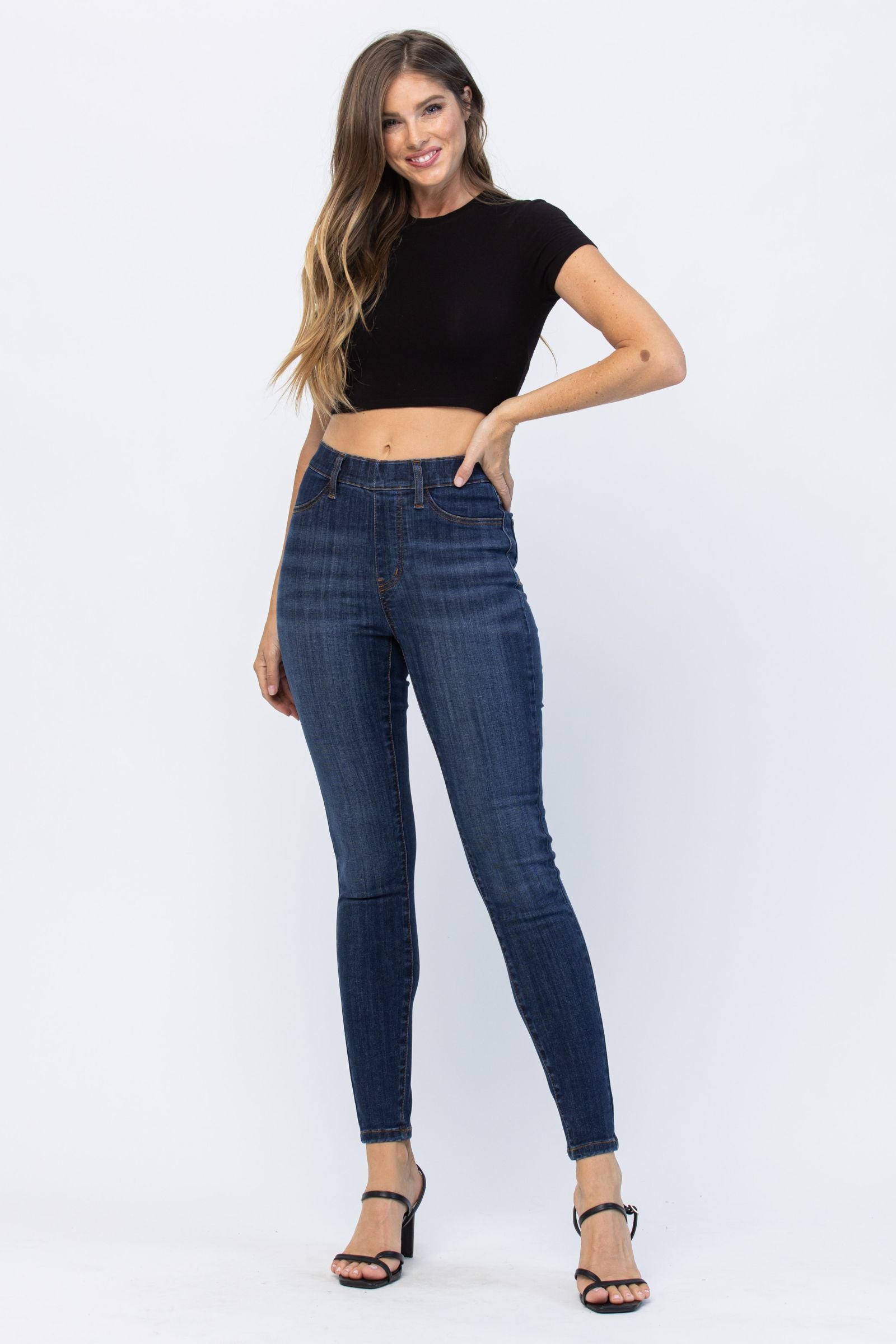 MEDIUM WASH HIGH WAIST PULL ON SKINNY WITH FRONT+BACK PATCH POCKETS JUDY BLUE DENIM-PLUS