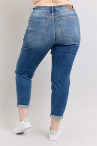 MID RISE VINTAGE WASH DARK WASH NON DESTROY BOYFRIEND FIT JUDY BLUE DENIM-PLUS