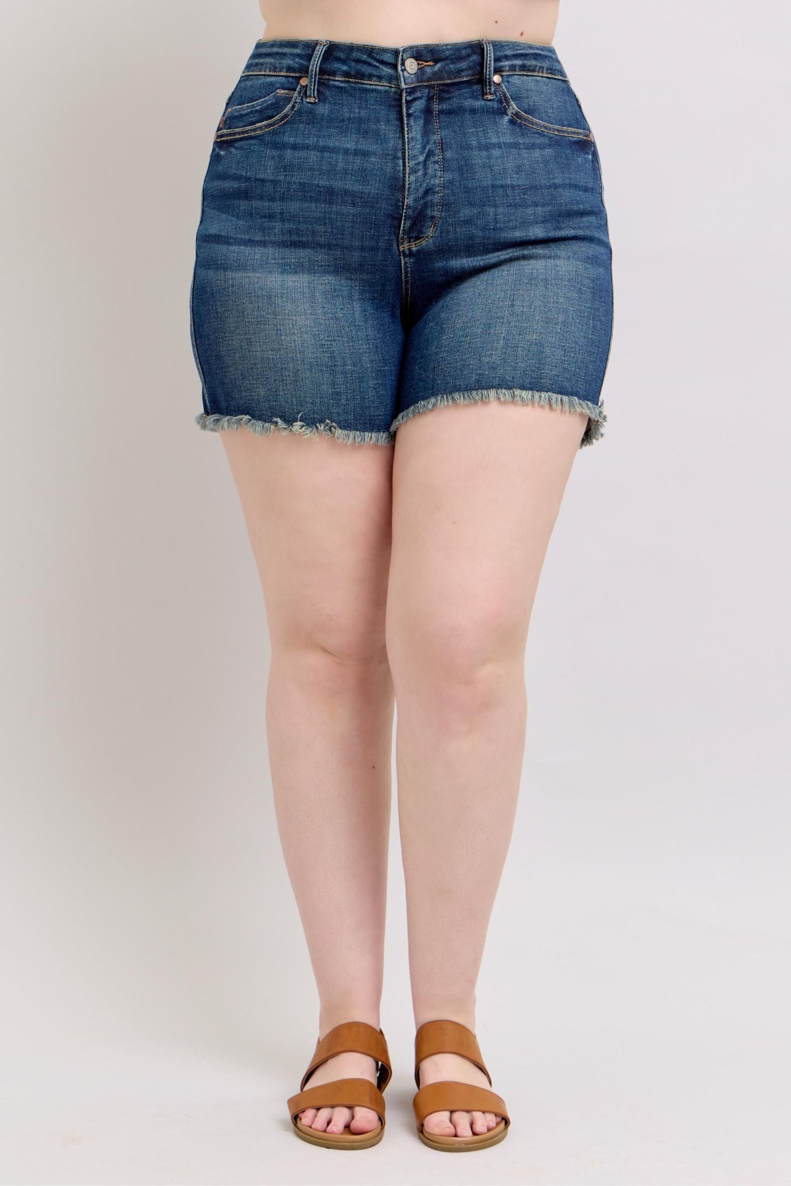DARKWASH TUMMY CONTROL HIGH WAIST FRAYED HEM SHIELD BACK POCKETS SHORTS JUDY BLUE DENIM-PLUS
