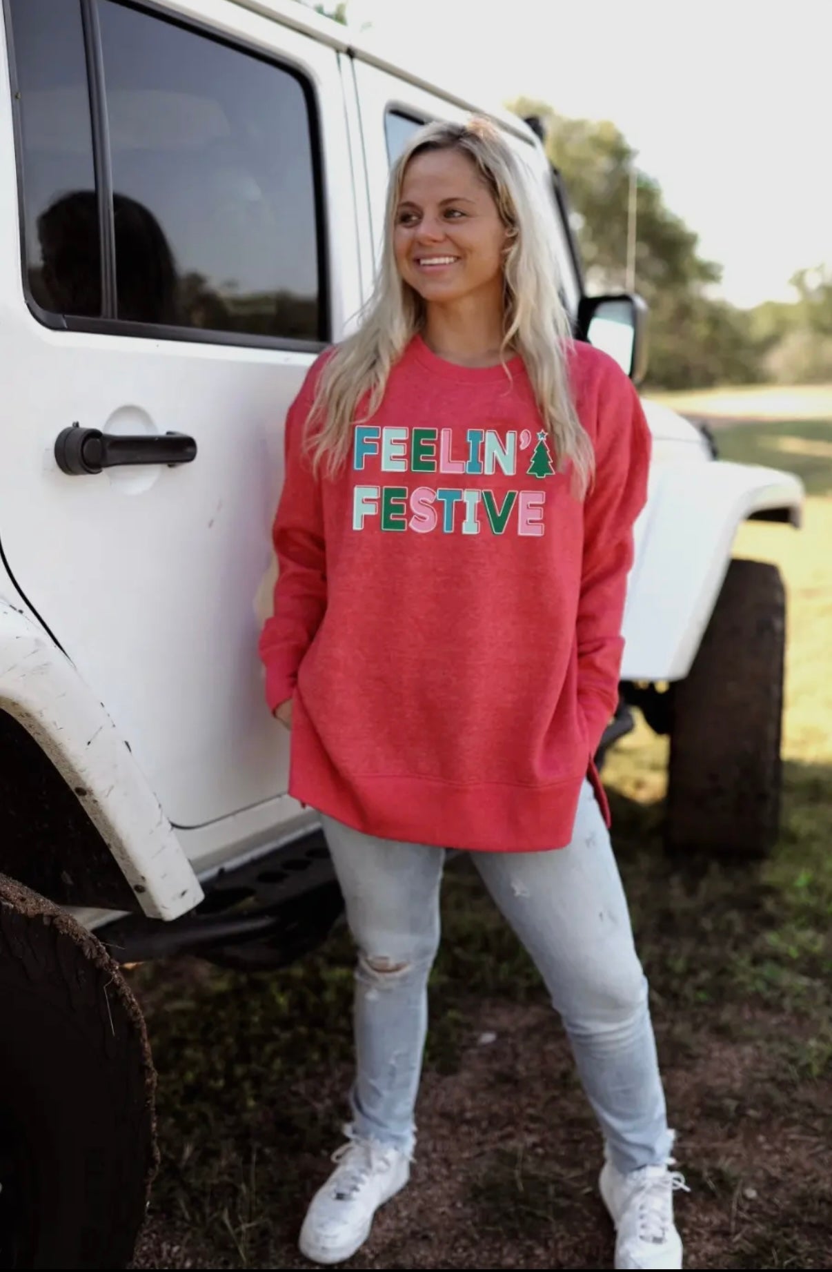 BURUNOUT SWEATSHIRT FEELIN FESTIVE JADELYNN BROOKE