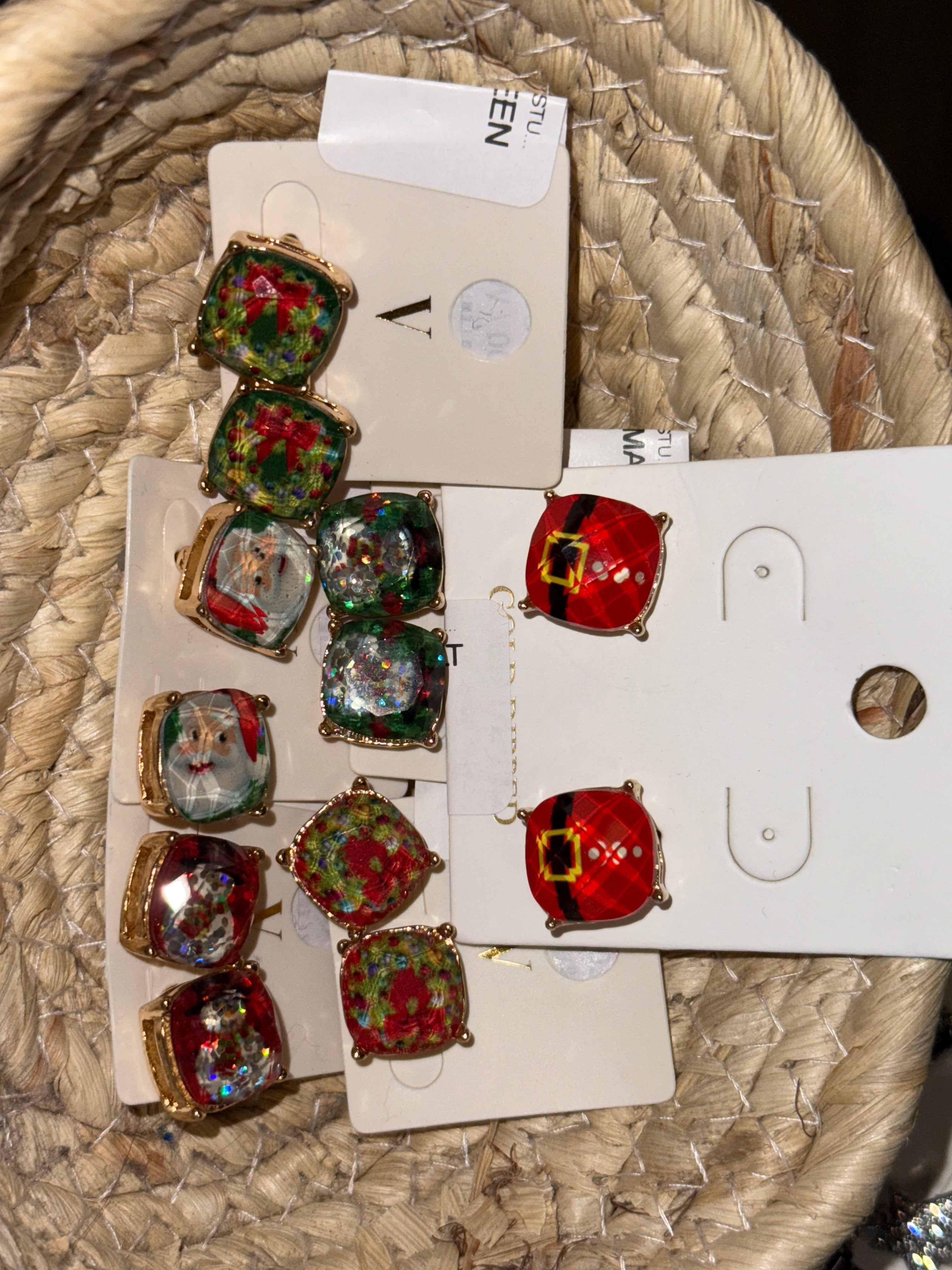 CHRISTMAS SQUARE GEM STONE STUD EARRINGS