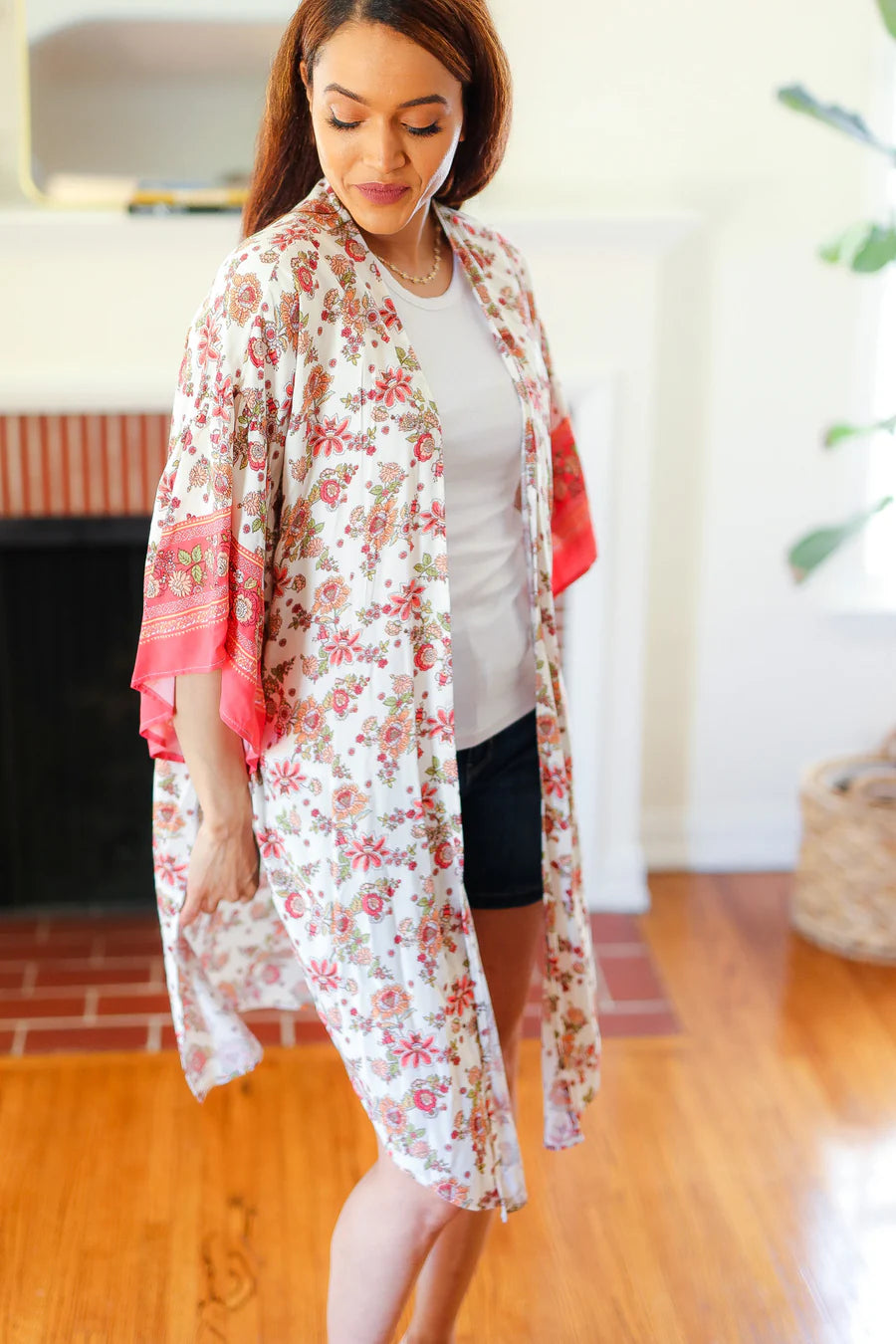 IVORY CORAL BOHO FLORAL KIMONO