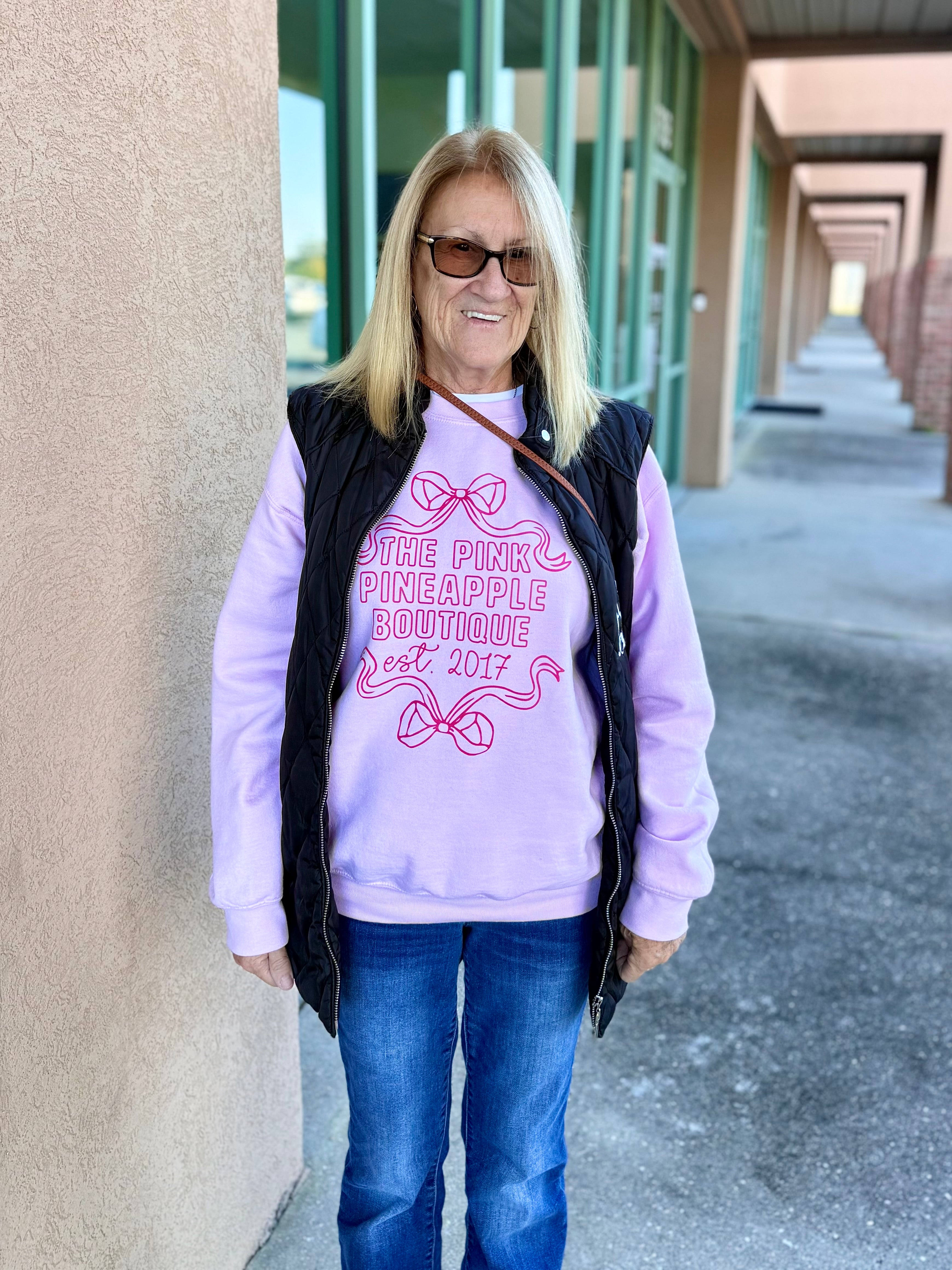 THE PINK PINEAPPLE BOUTIQUE LOGO SWEATSHIRT EST 2017 RIBBON BOWS PINK