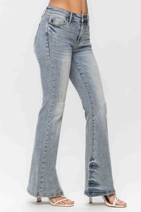 MEDIUM WASH MID RISE TINTED PIN TACK DETAIL FLARE JUDY BLUE DENIM