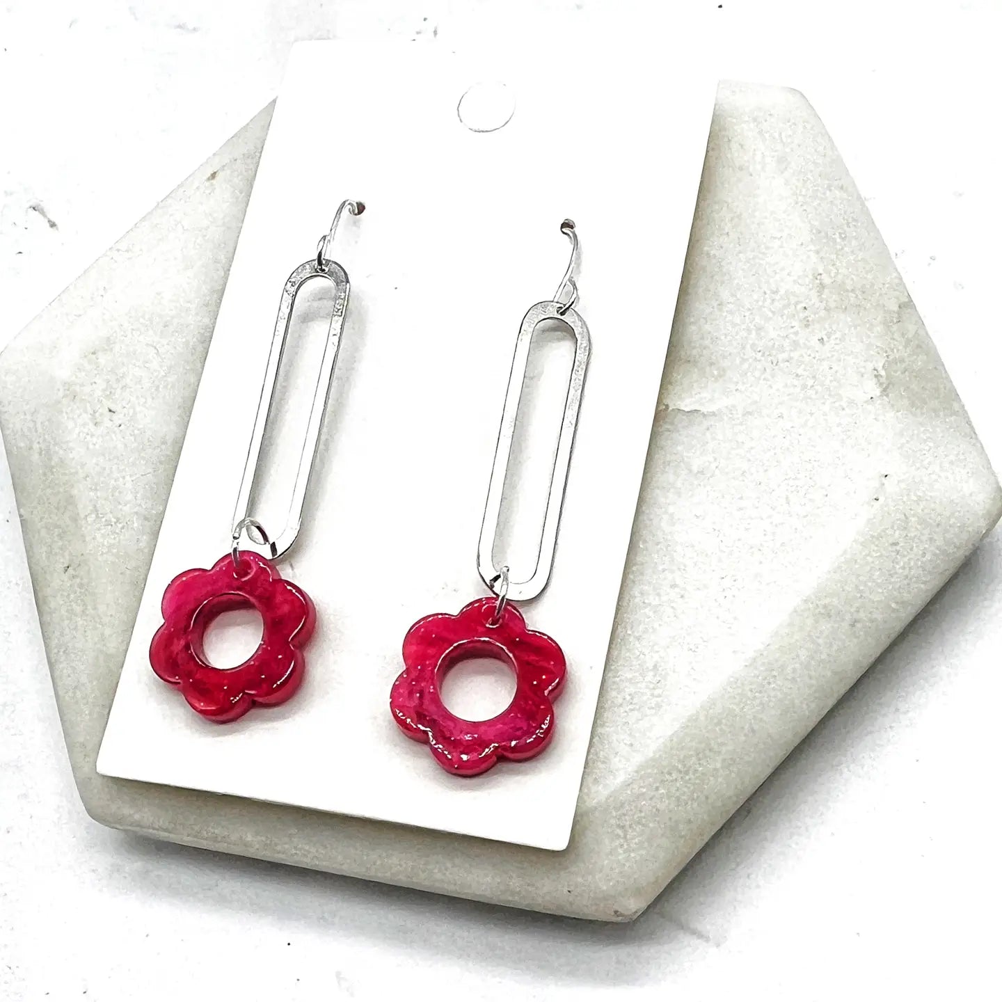 BERRY DAISY FLOWER MINIMALIST LOOP DROP HANDMADE BBB EARRINGS