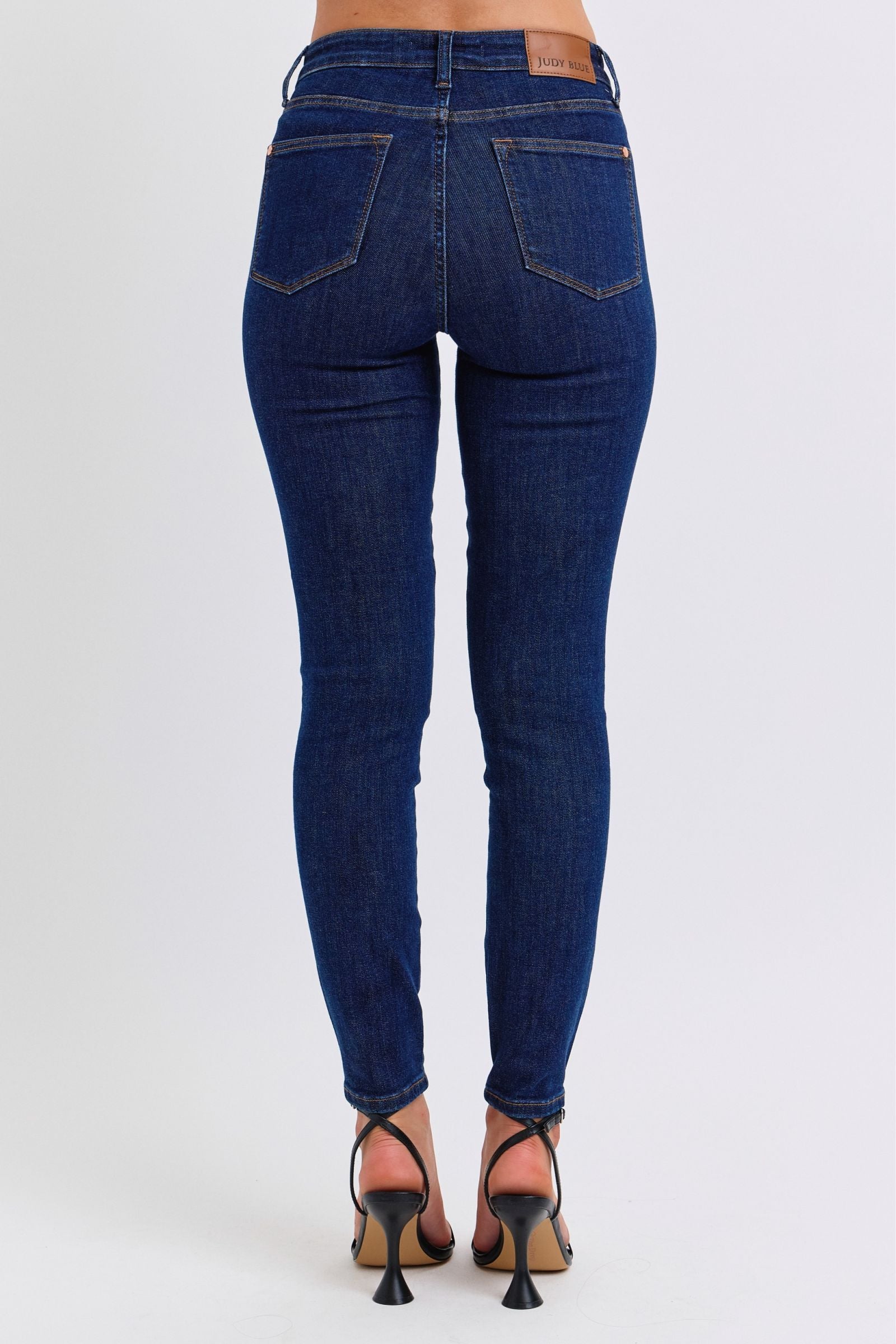 MID RISE TUMMY CONTROL CLASSIC SKINNY DARK WASH JUDY BLUE DENIM-PLUS