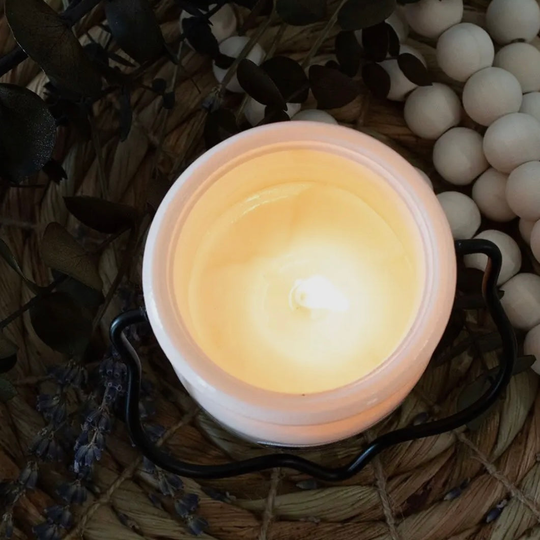 MERRY MISTLETOE 5 OZ CREAM JAR MILKHOUSE CANDLE CO