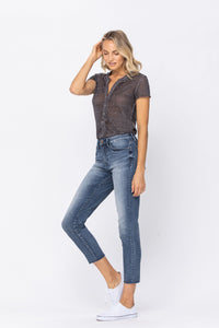 DARKWASH HIGH RISE RAW HEM RELAXED FIT JUDY BLUE DENIM-PLUS