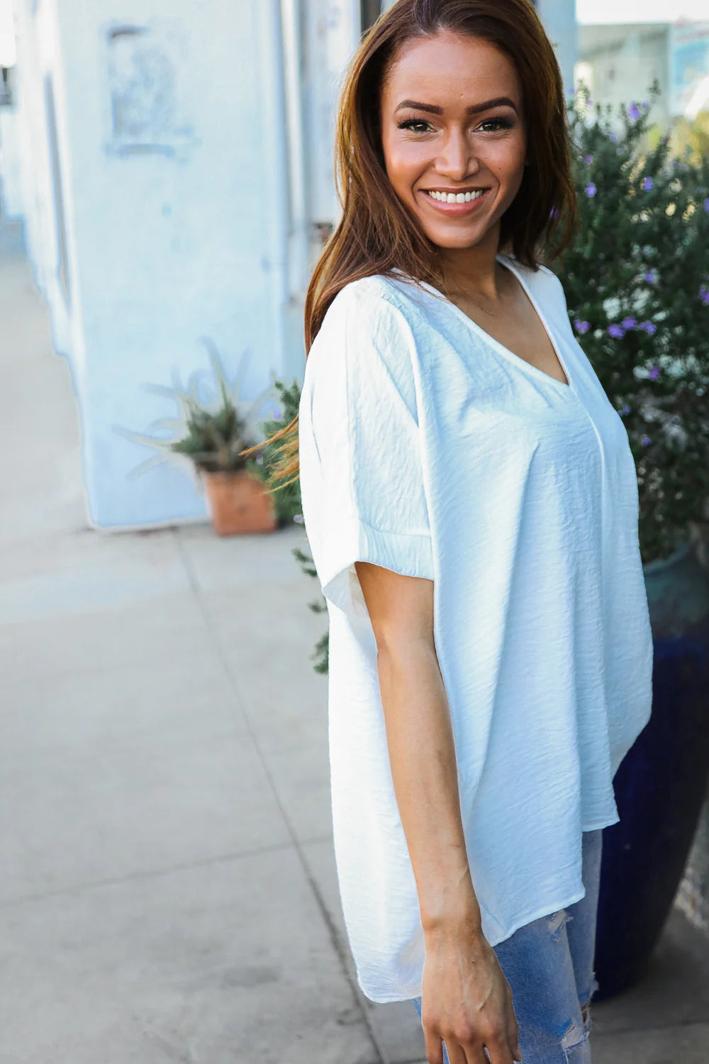 IVORY CRINKLED WOVEN CUFFED SLEEVE TOP