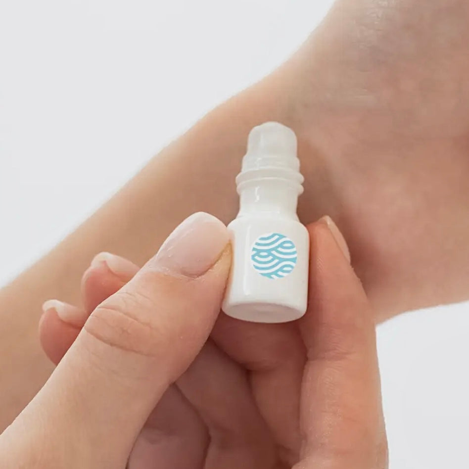 MIXOLOGIE MINI ROLL ON PERFUME KEYCHAIN