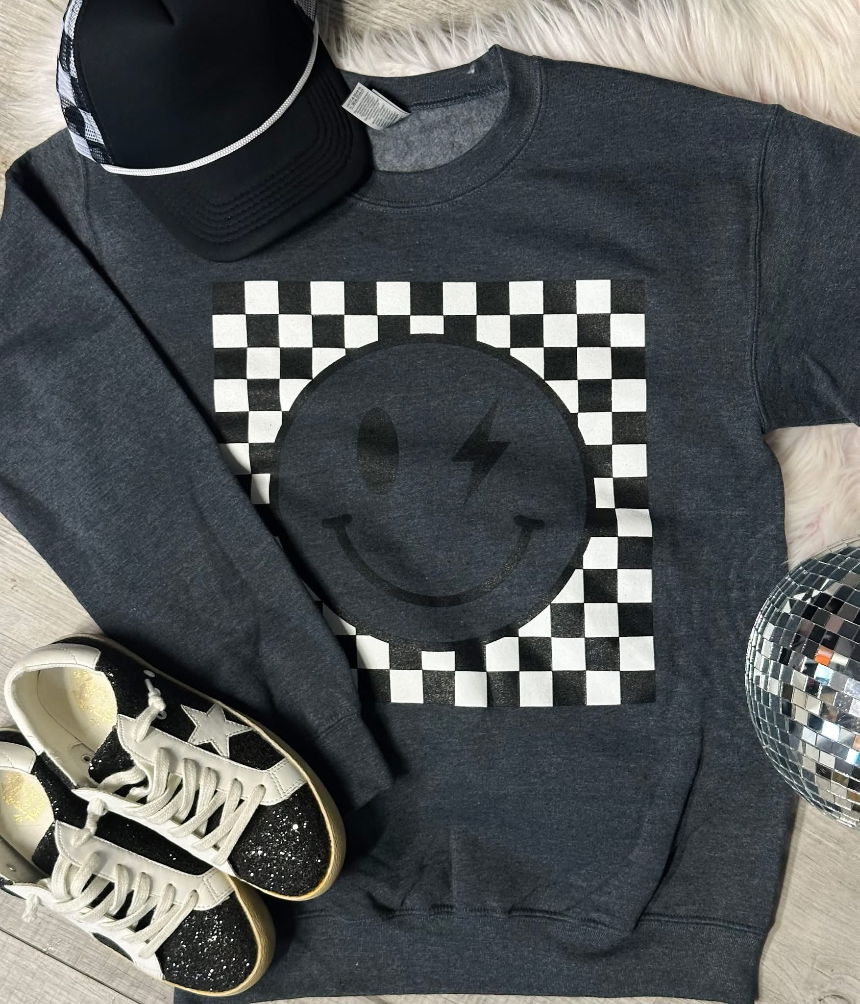 CHECKERED SMILEY FACE BLACK & WHITE SWEATSHIRT