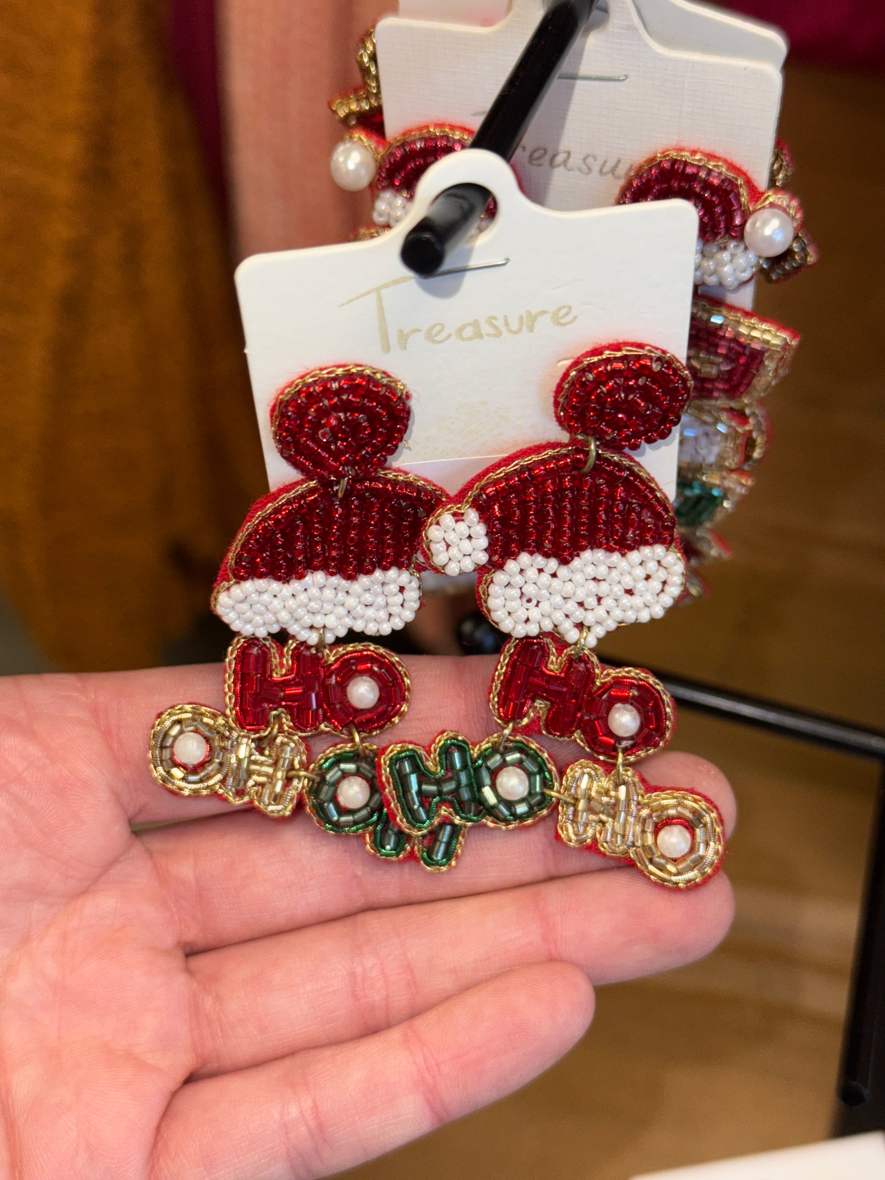 HO HO HO SEEDBEAD SANTA HAT CHRISTMAS EARRINGS