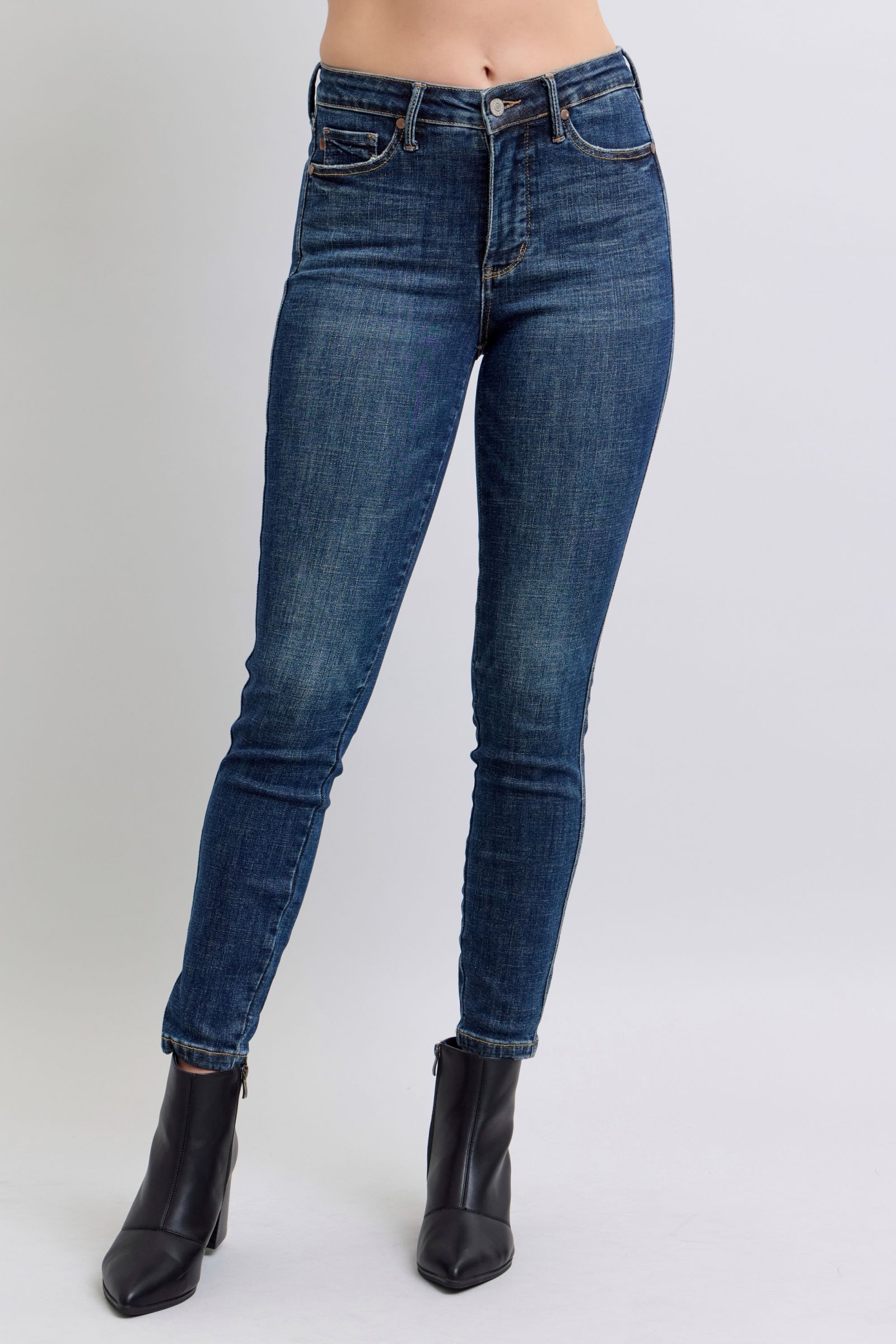 DARKWASH MID RISE TUMMY CONTROL VINTAGE WASH SKINNY JUDY BLUE DENIM