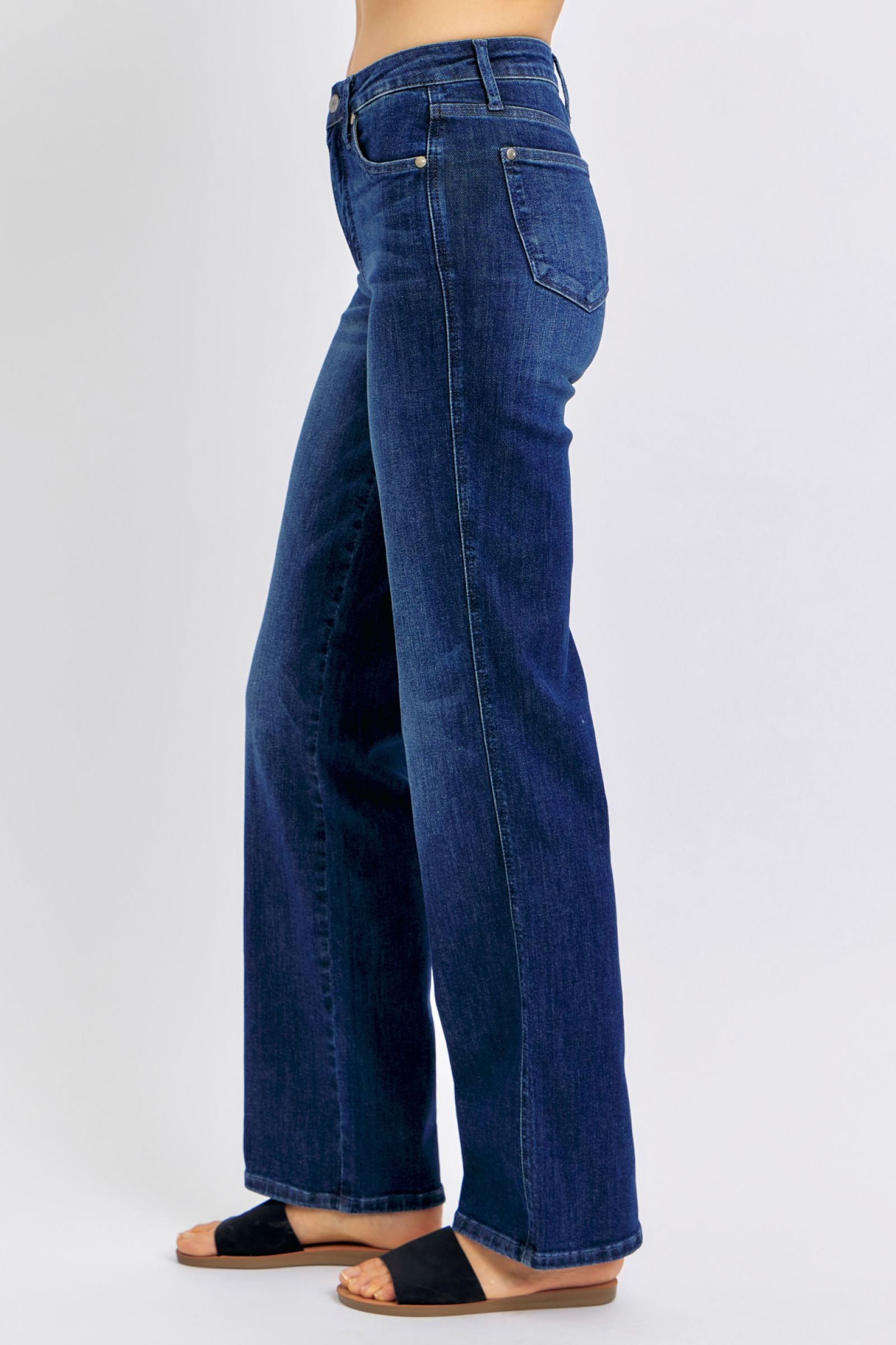 JUDY BLUE MID RISE TUMMY CONTROL CLASSIC STRAIGHT DARKWASH DENIM-PLUS