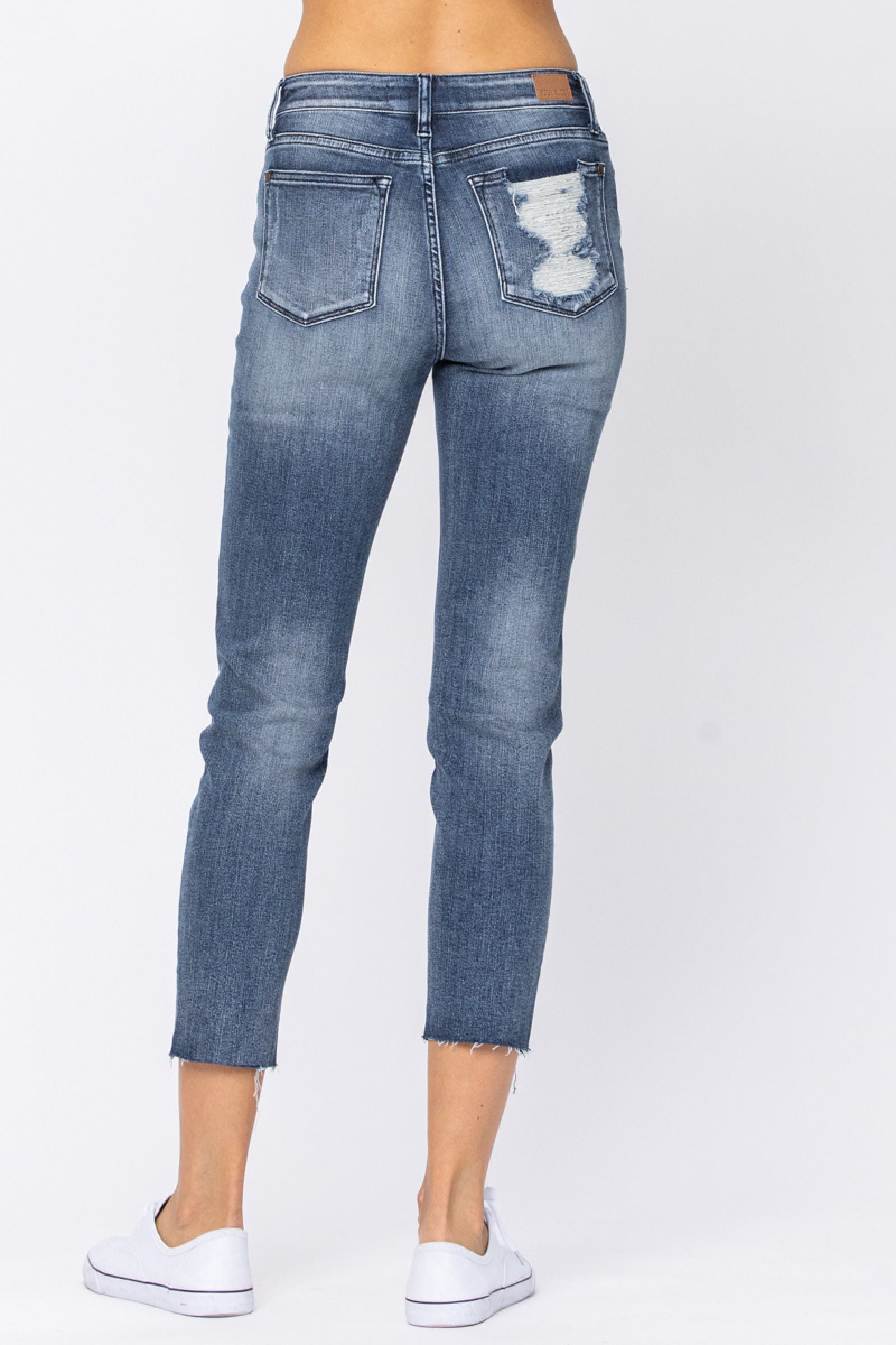 DARKWASH HIGH RISE RAW HEM RELAXED FIT JUDY BLUE DENIM