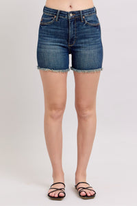 DARKWASH TUMMY CONTROL HIGH WAIST FRAYED HEM SHIELD BACK POCKETS SHORTS JUDY BLUE DENIM-PLUS