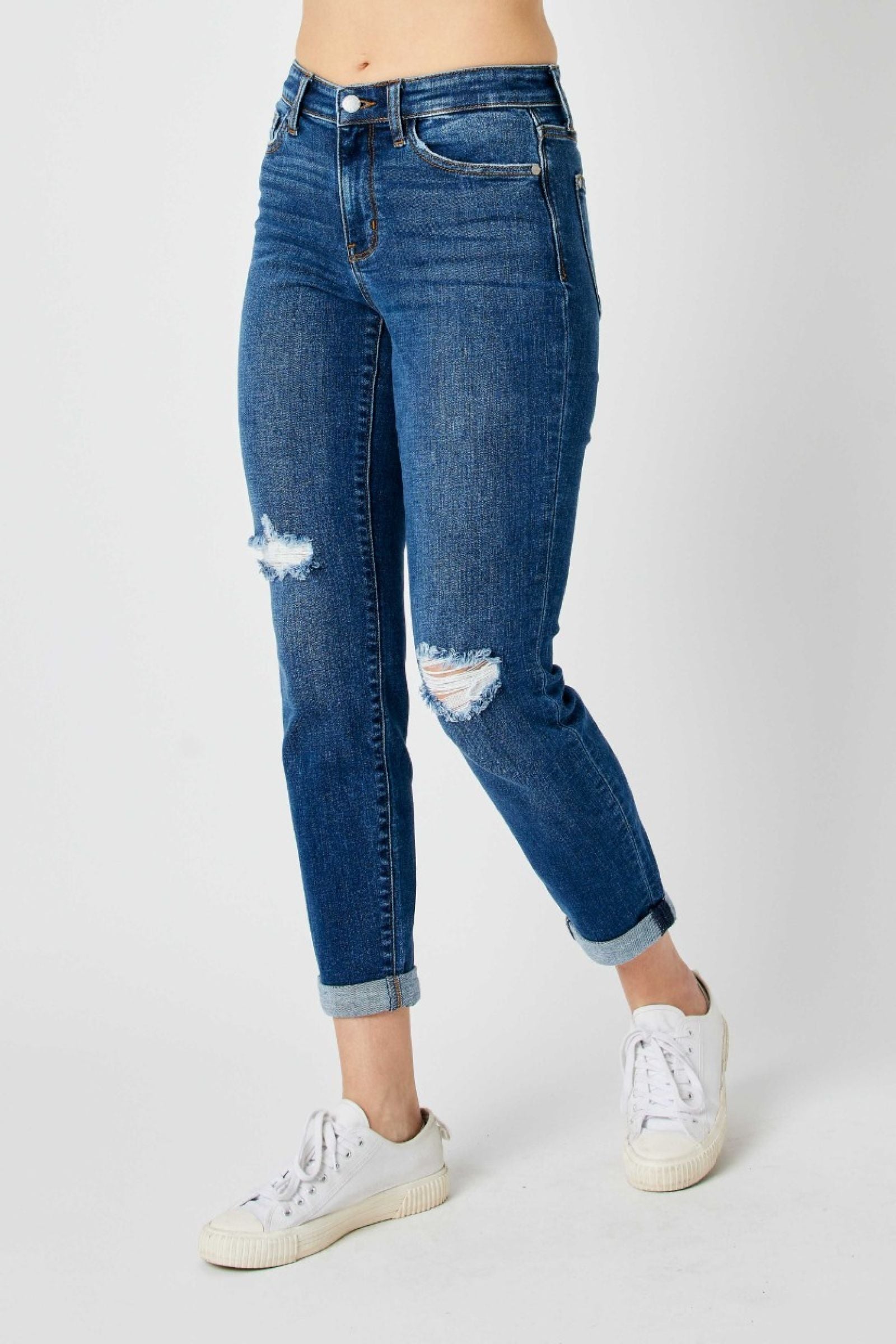 MID RISE DESTROYED SLIM MEDIUM WASH JUDY BLUE DENIM