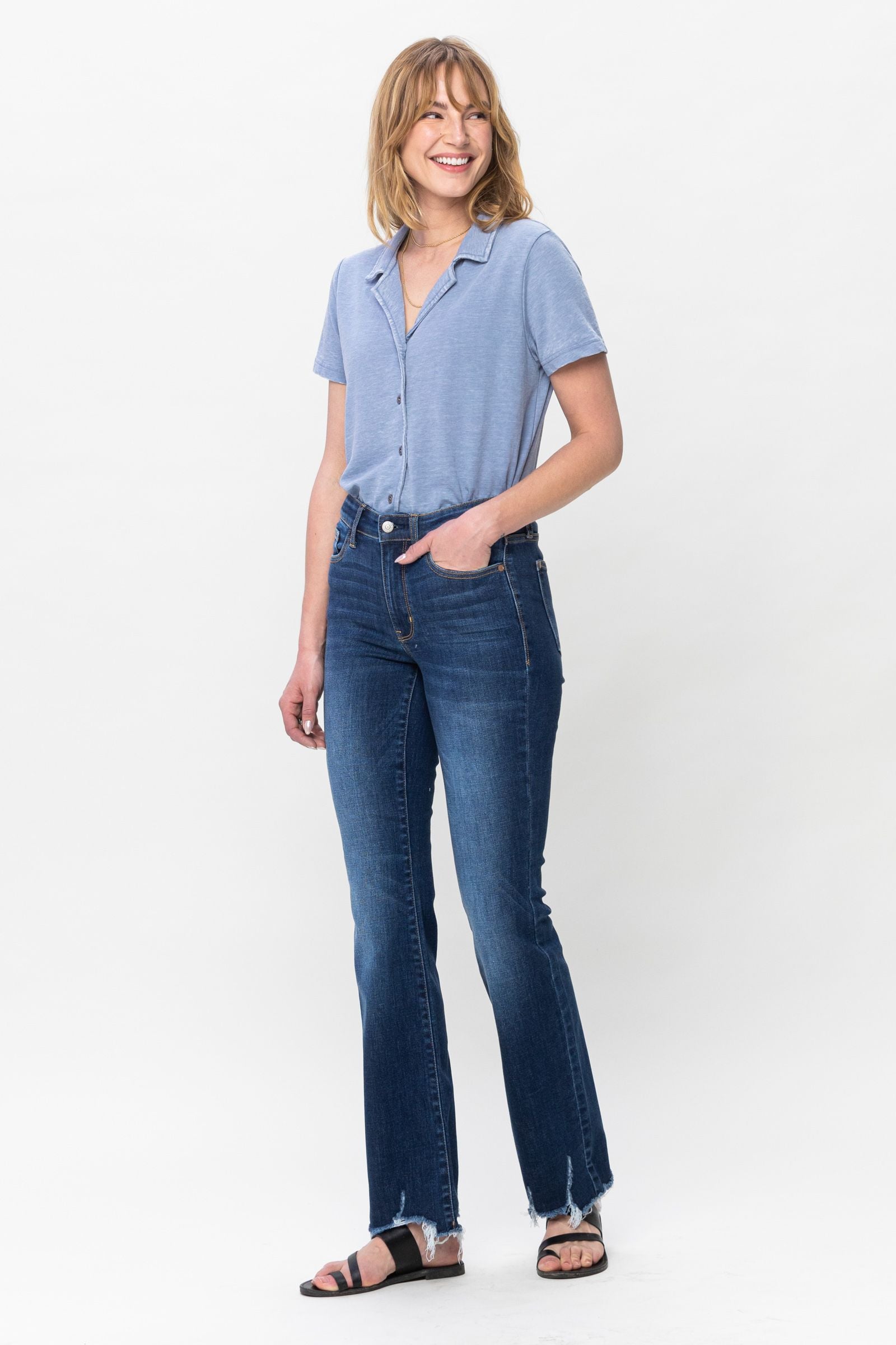 MID RISE DARK WASH NON DISTRESSED HEM BOOTCUT JUDY BLUE DENIM-PLUS