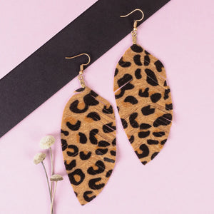 ANIMAL FEATHER DANGLY EARRINGS