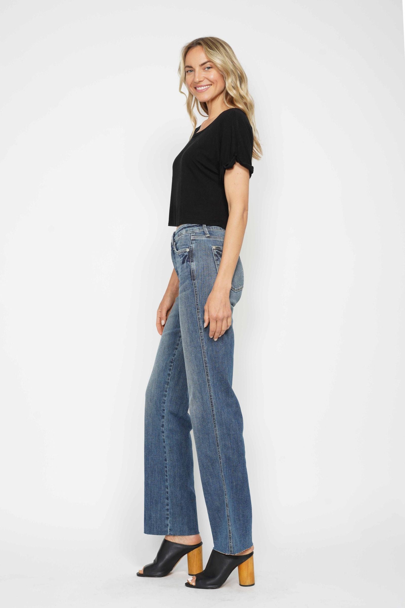 MID RISE TUMMY CONTROL VINTAGE STRAIGHT MEDIUM WASH JUDY BLUE DENIM