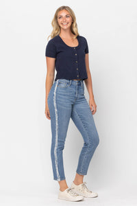MEDIUM WASH HIGH WAIST SLIM SIDE SEAM FRAYED DETAIL JUDY BLUE DENIM