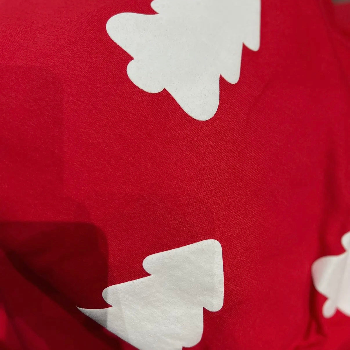 RED WHITE PUFF INK CHRISTMAS TREE SWEATSHIRT