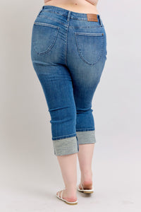 HIGH WAIST TUMMY CONTROL MEDIUM WASH BACK SHIELD POCKETS & CUFFED CAPRIS JUDY BLUE DENIM-PLUS