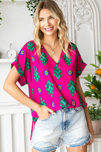 FUCHSIA GREEN DESIGN VNECK TOP