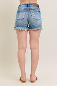 STAR PRINT DESTROYED CUT OFF DENIM SHORTS BY JUDY BLUE MEDIUM WASH HIGH WAIST-PLUS