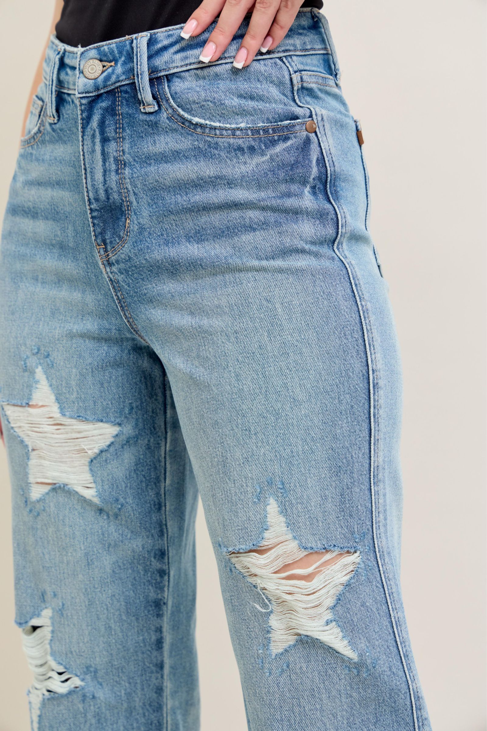 MEDIUM WASH HIGH WAIST RIGID MAGIC STAR SHAPED DESTROYED 90S STRAIGHT JUDY BLUE DENIM-PLUS