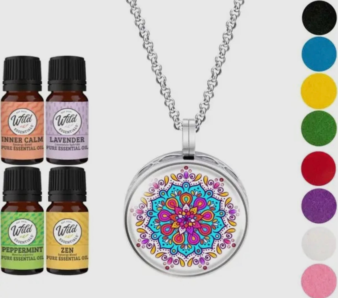 Aromatherapy Necklace Diffuser & Felt Pieces & 4 Essential Oils