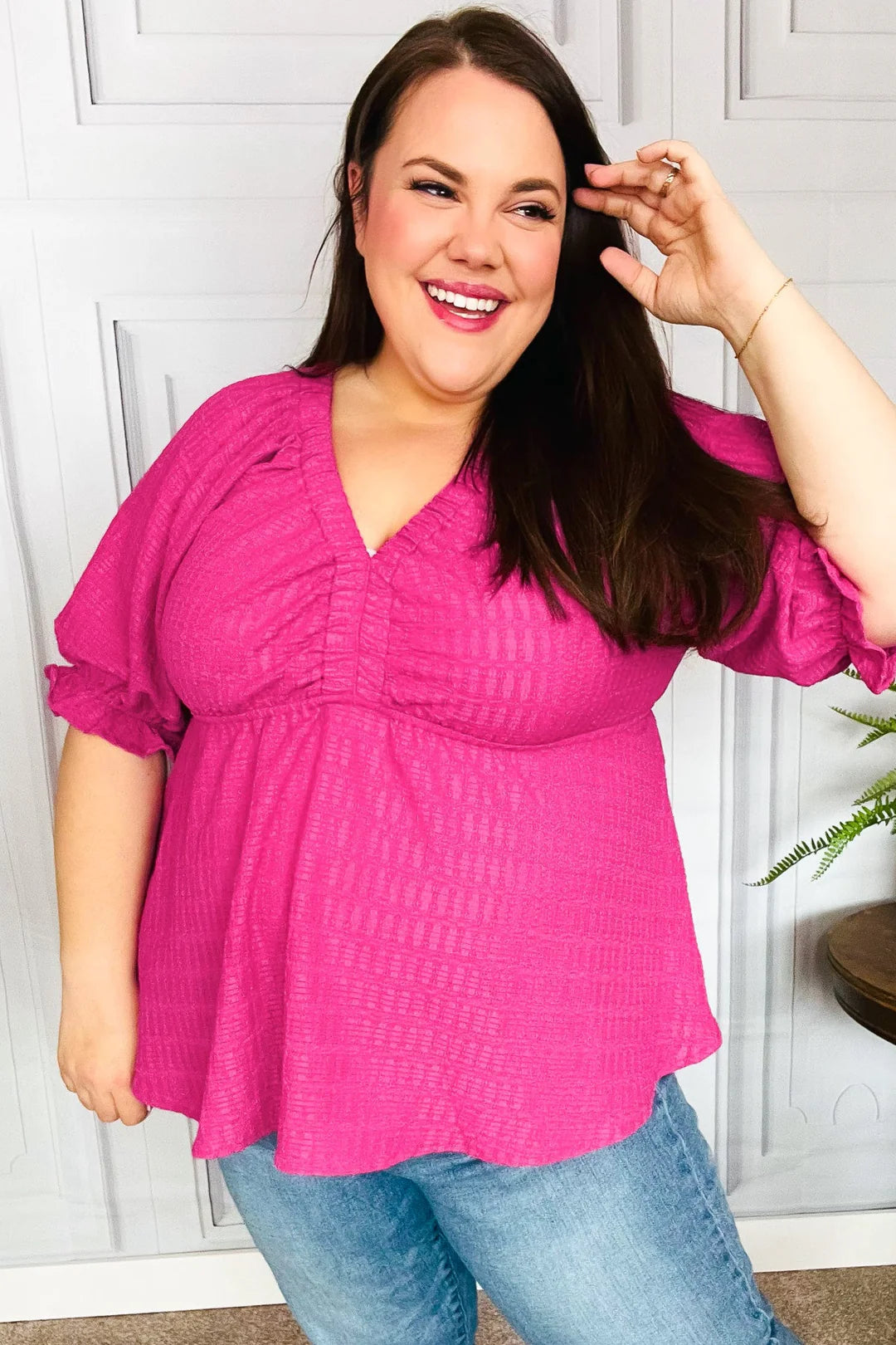 MAGENTA FUCHSIA TEXTURED VNECK BABYDOLL TOP