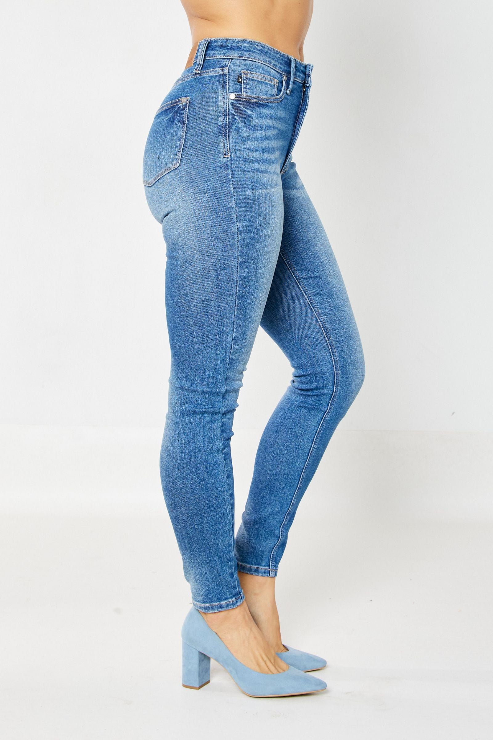 MEDIUM WASH HIGH WAIST TUMMY CONTROL CLASSIC SKINNY JUDY BLUE DENIM