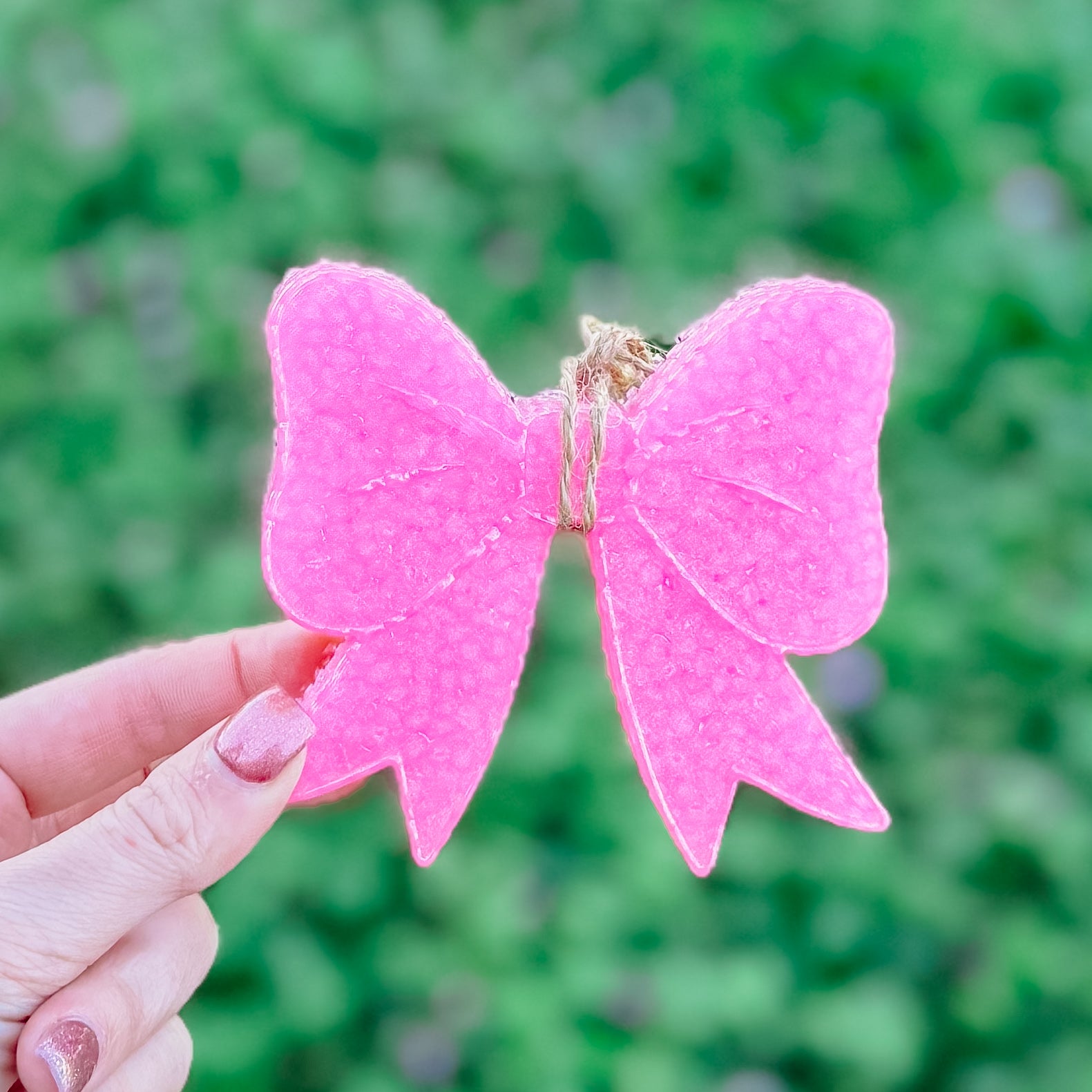 PINK EMBOSSED BOW RIBBON DESIGN FRESHIE DIVA