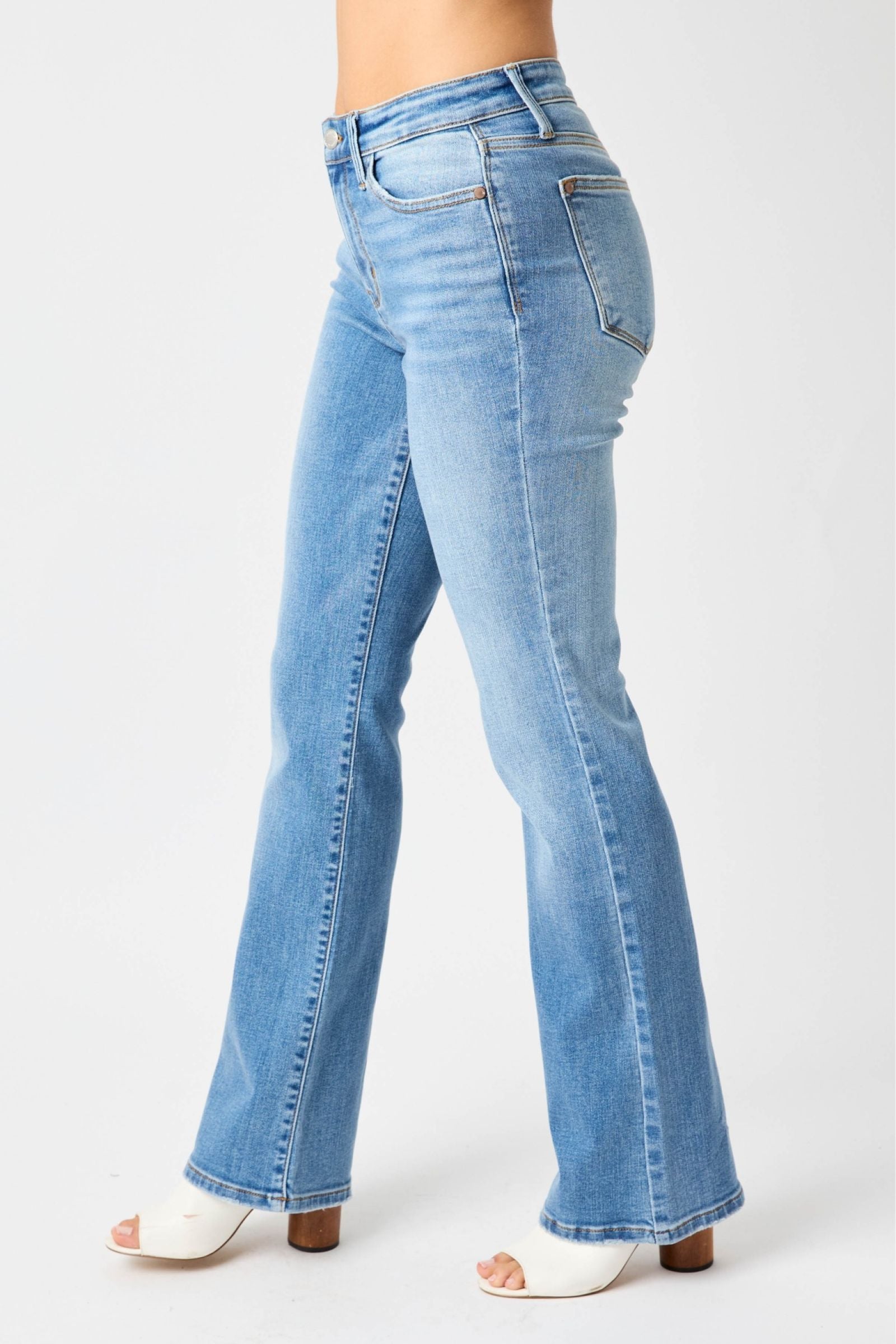 MID RISE VINTAGE BOOTCUT MEDIUM WASH JUDY BLUE DENIM-PLUS