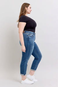 MID RISE VINTAGE WASH DARK WASH NON DESTROY BOYFRIEND FIT JUDY BLUE DENIM-PLUS