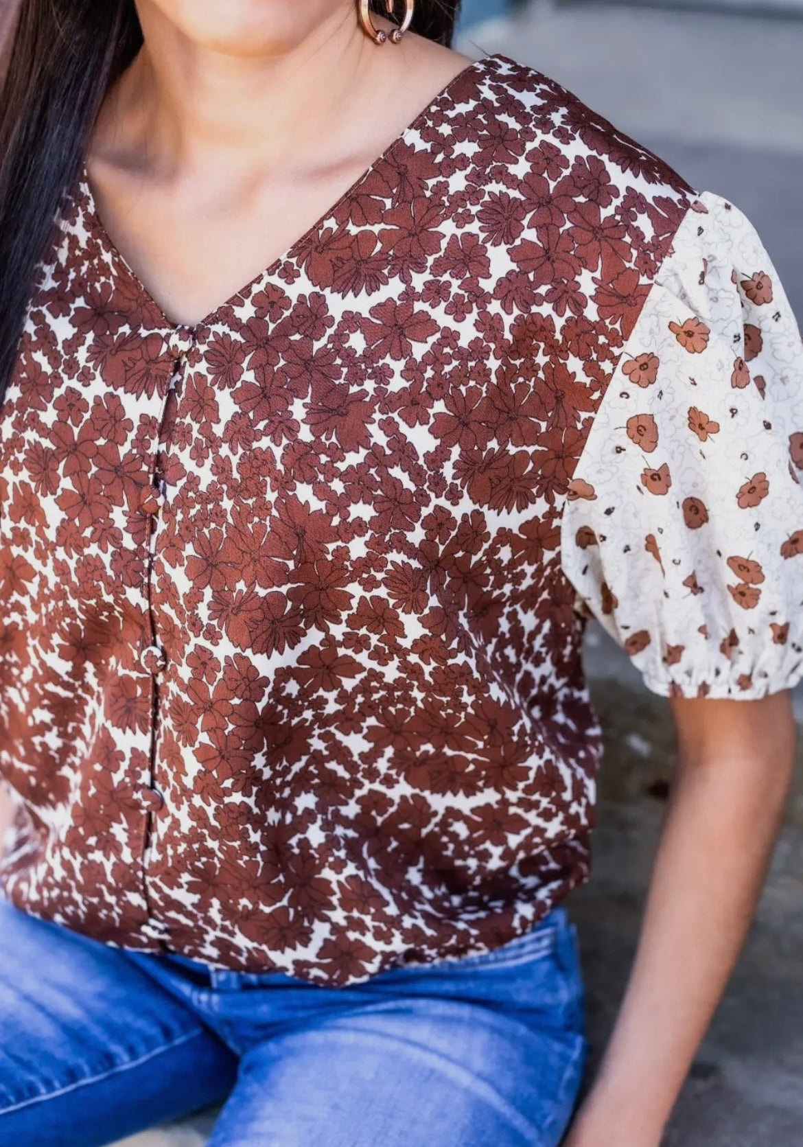 BONTIFUL BLOOMS TOP IN BROWN