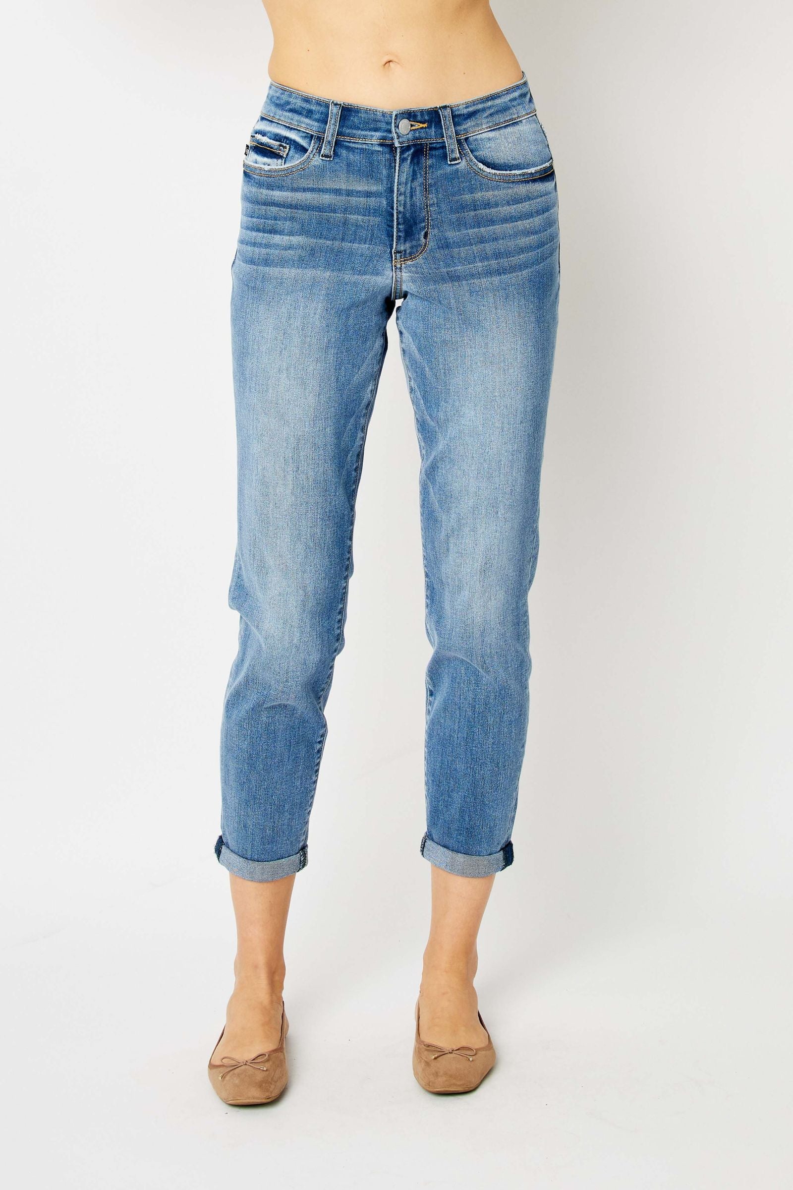 MEDIUM WASH MIDRISE CUFFED SLIM JUDY BLUE DENIM