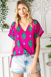 FUCHSIA GREEN DESIGN VNECK TOP