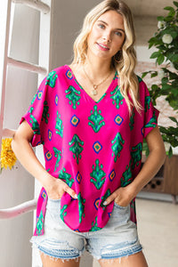FUCHSIA GREEN DESIGN VNECK TOP