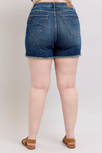 DARKWASH TUMMY CONTROL HIGH WAIST FRAYED HEM SHIELD BACK POCKETS SHORTS JUDY BLUE DENIM-PLUS