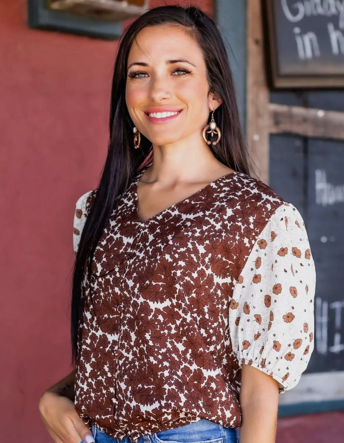 BONTIFUL BLOOMS TOP IN BROWN