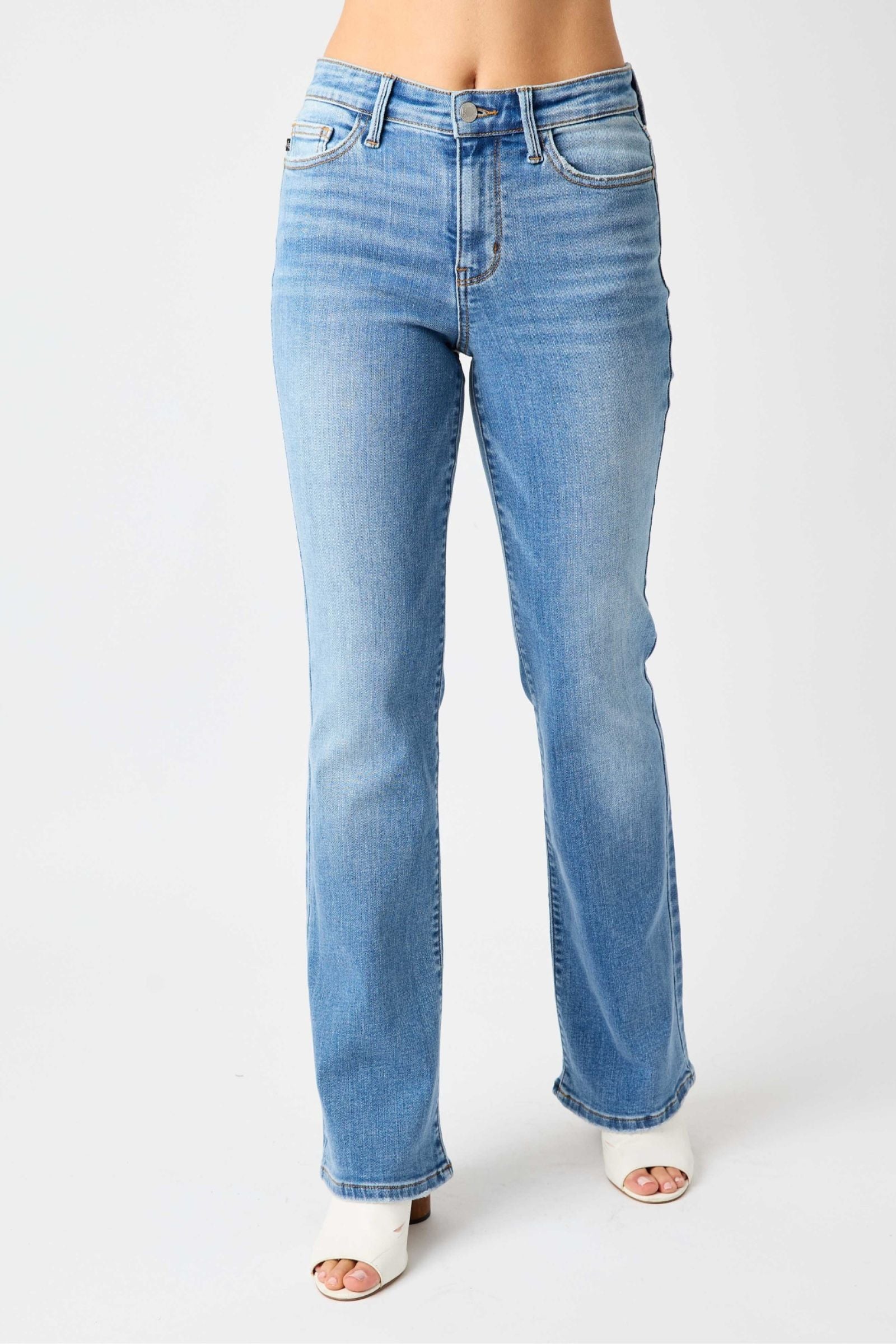 MID RISE VINTAGE BOOTCUT MEDIUM WASH JUDY BLUE DENIM-PLUS