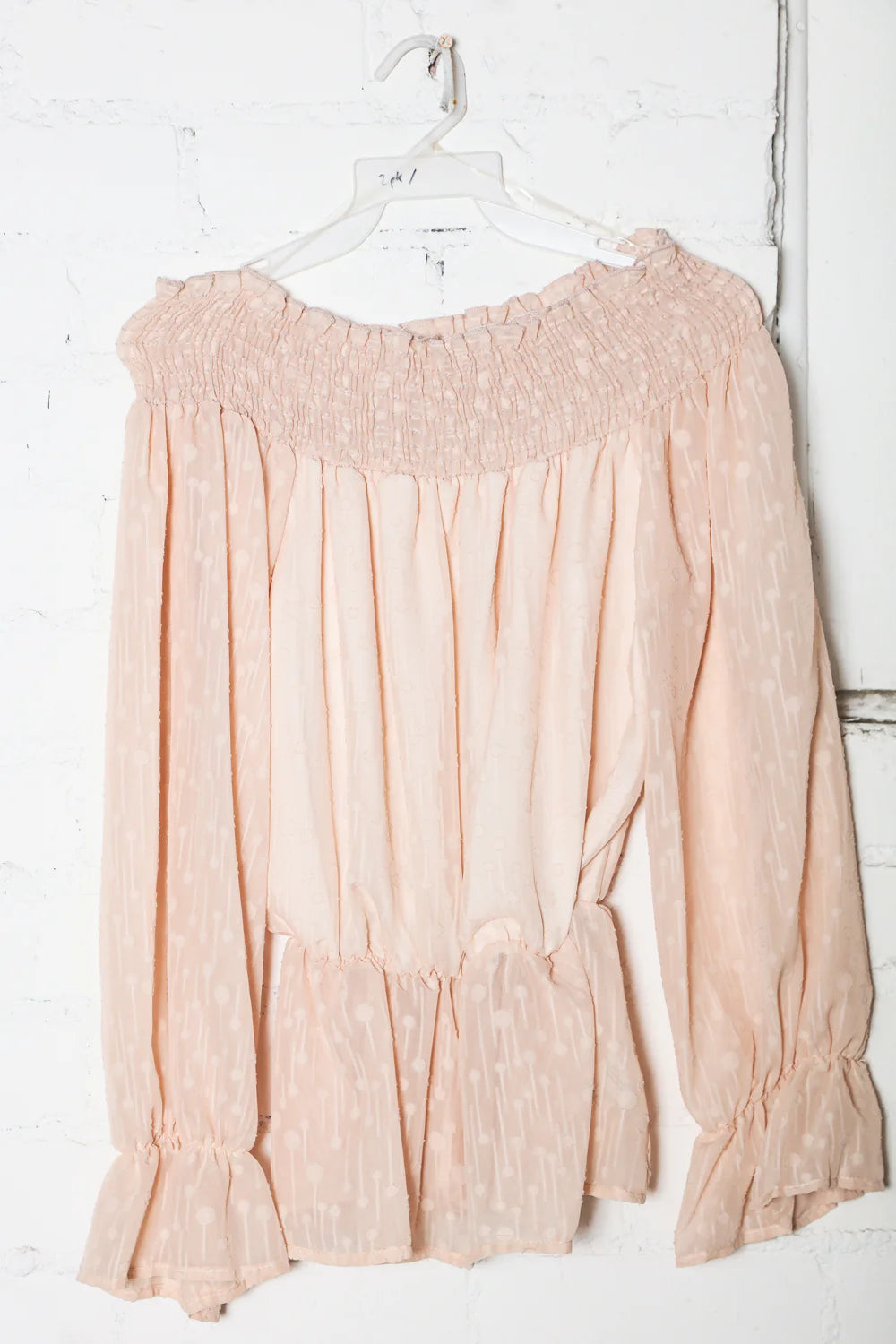 BLUSH TEXTURED WOVEN OFF OR ON SHOULDER CREAM-ISH COLOR TOP