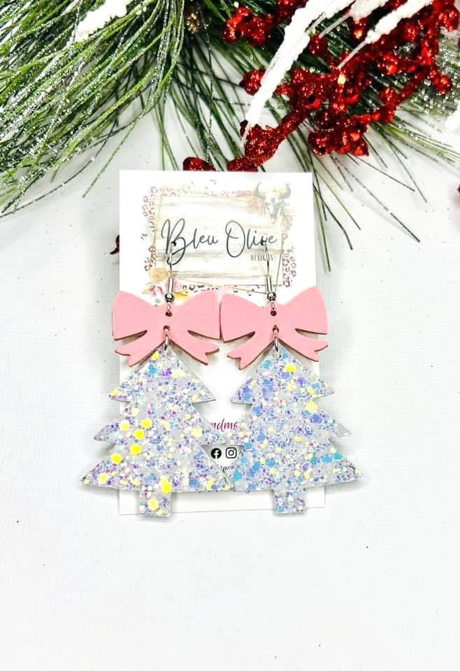 GLITZ & GLAM CHRISTMAS TREE BOW RIBBON TOPPER LIGHTWEIGHT LEATHER DANGLY HANDMADE EARRINGS BY B.O.D