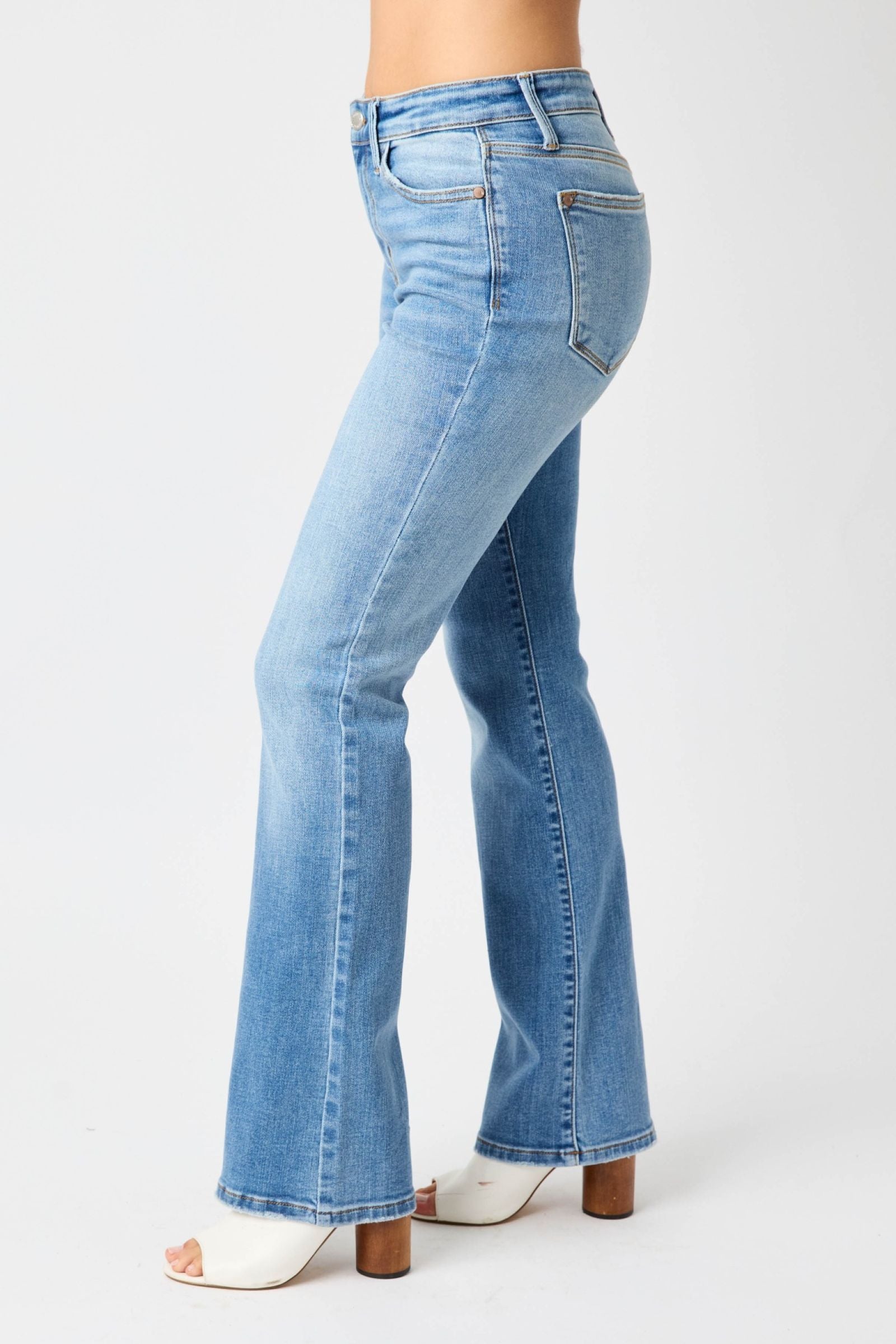 MID RISE VINTAGE BOOTCUT MEDIUM WASH JUDY BLUE DENIM-PLUS
