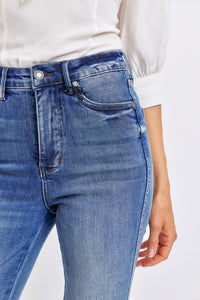 HIGH WAIST DARKWASH TUMMY CONTROL CONTRAST WASH FLARE JUDY BLUE DENIM-PLUS