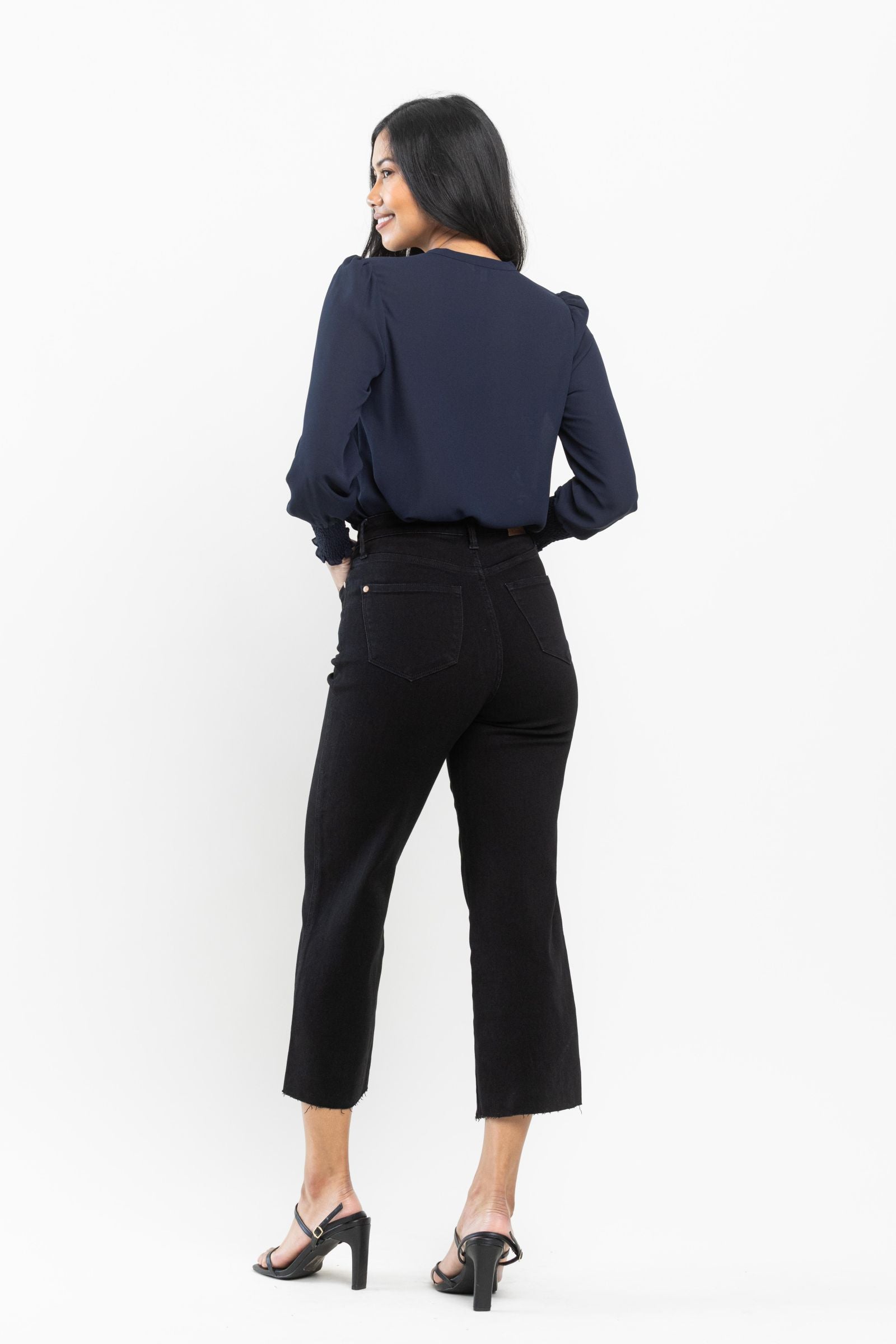 JUDY BLUE HIGH WAIST TUMMY CONTROL BLACK WIDE CROP LEG DENIM-PLUS